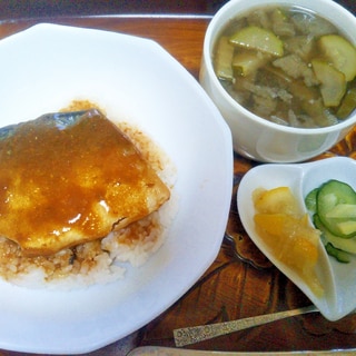 さば味噌煮丼